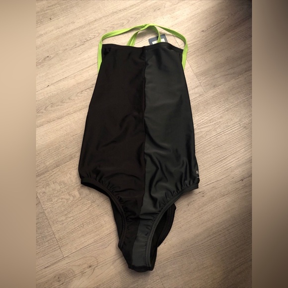 Women's Speedo One Piece Swimsuit Size 8/34 Gray/Green/Black New - Picture 1 of 2